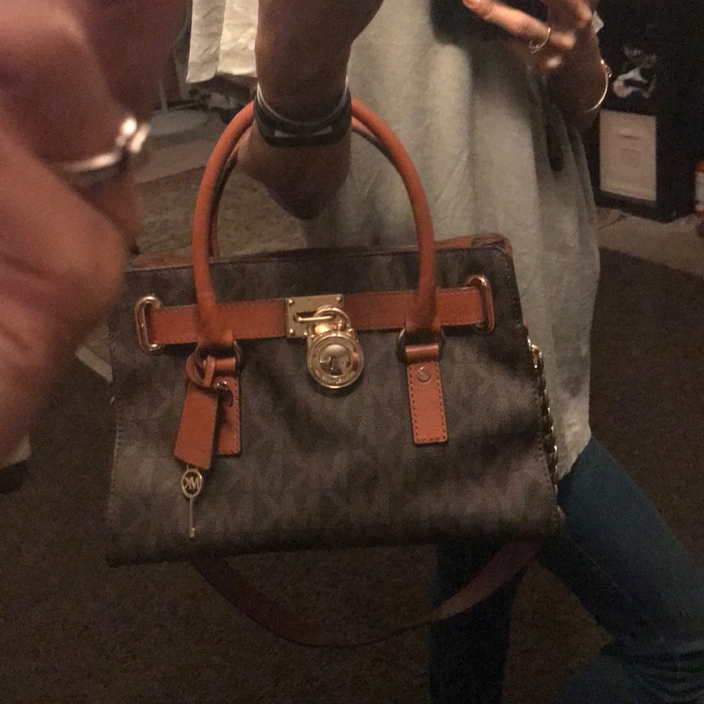 mK purse.